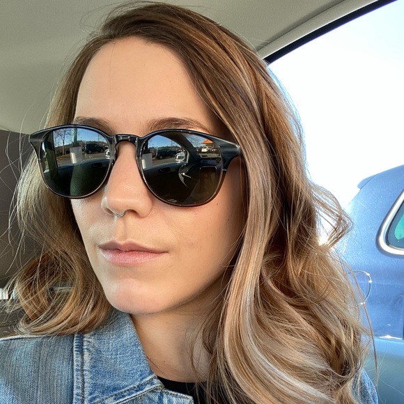 Meet your Posher, Diane - Picture 1 of 1